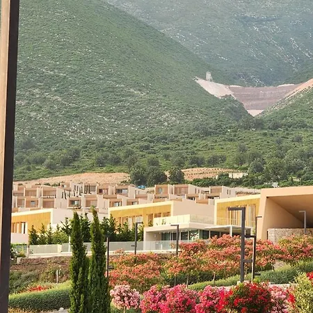 Holiday home A *